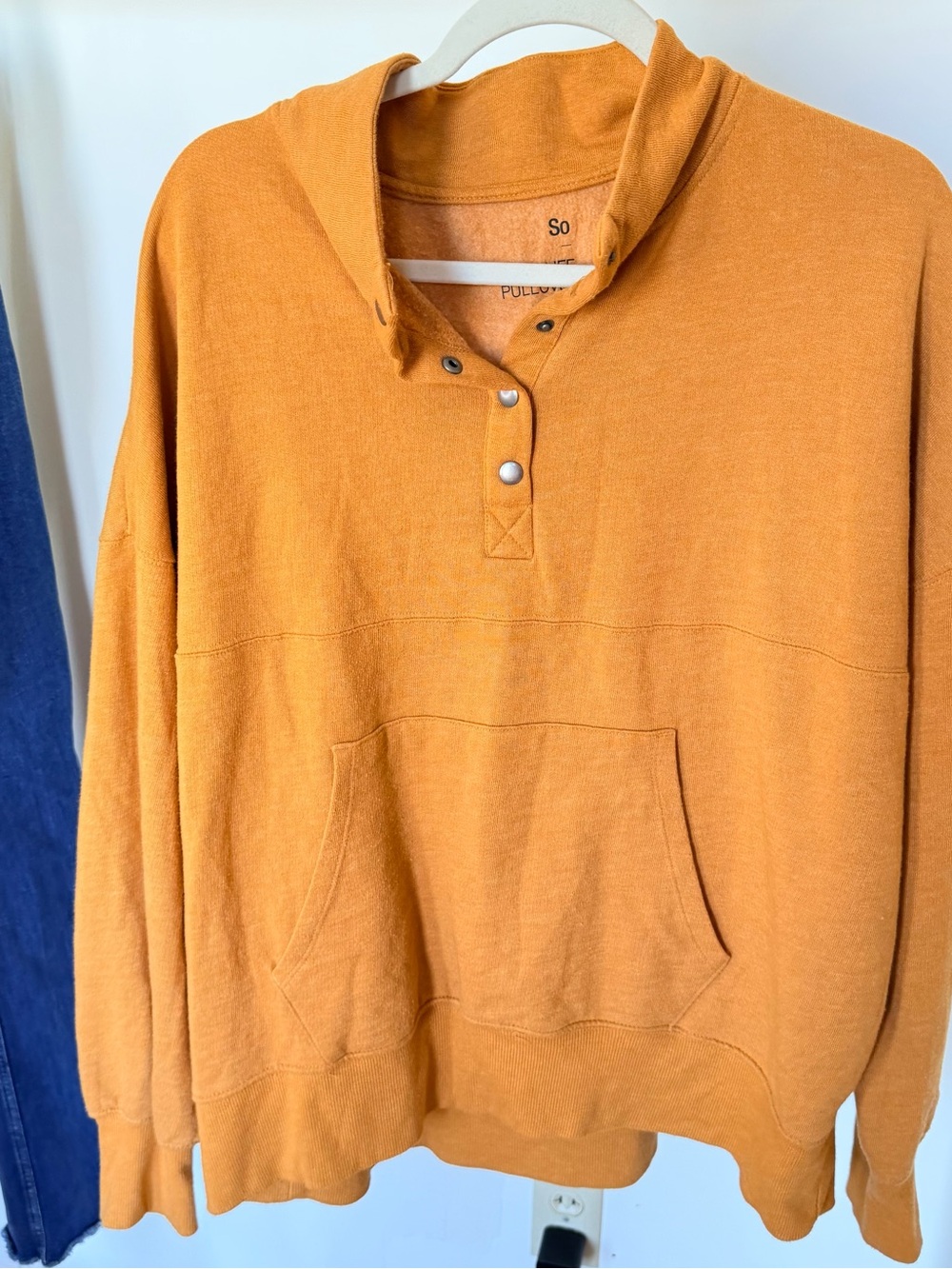 SO Men's Amber Crewneck Pullover with Henley Snaps